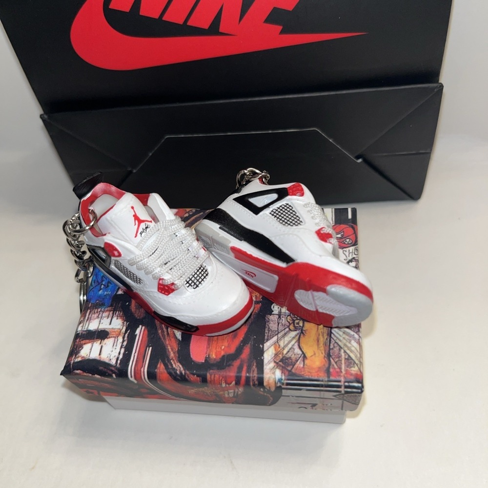 Nike Customized Air Jordan Mini 3D Sneaker‎ Pair  Key Chains With Box And Bag - Picture 2 of 5